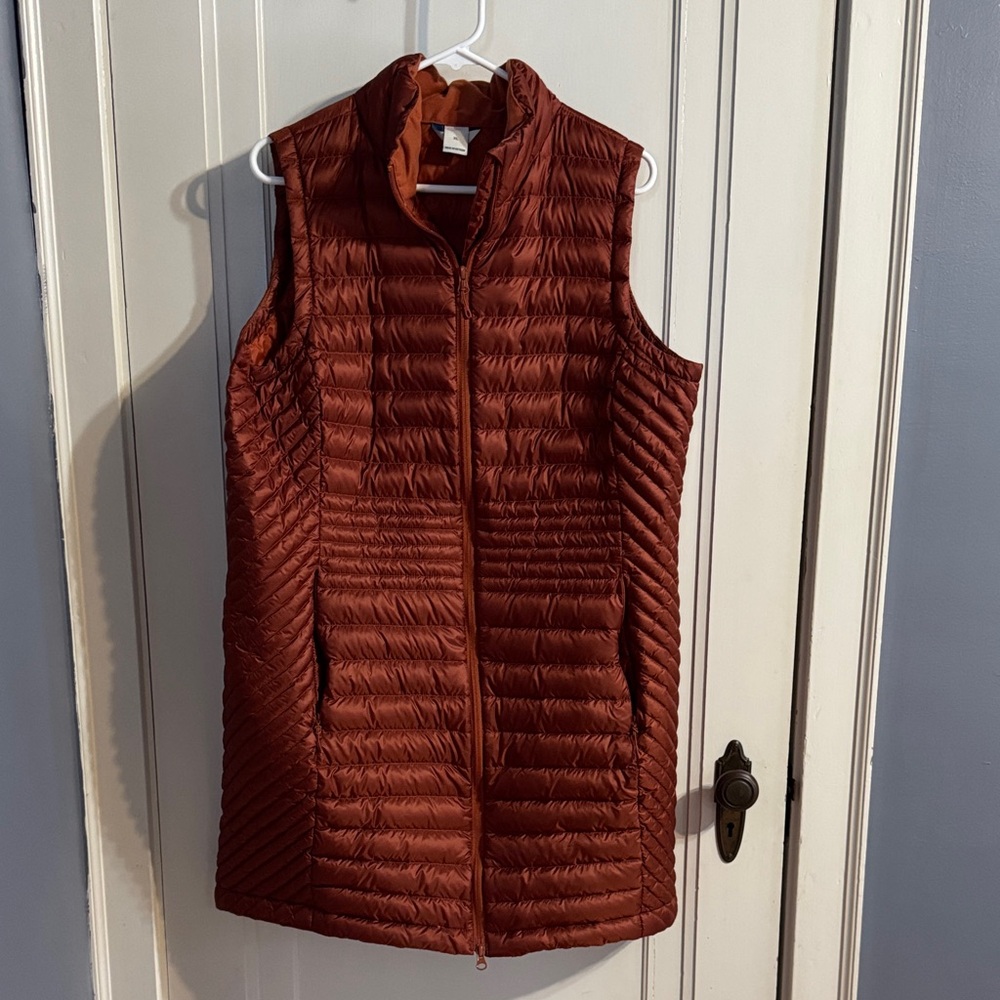 Duluth Trading Co Rust Quilted Vest